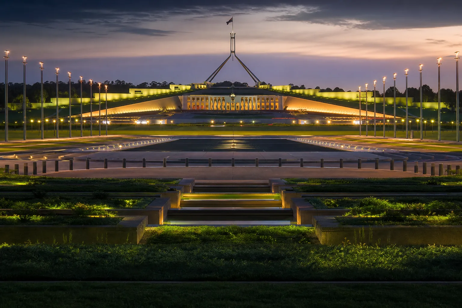 Editorial city guide graphic for Pure Casino readers in Canberra, ACT